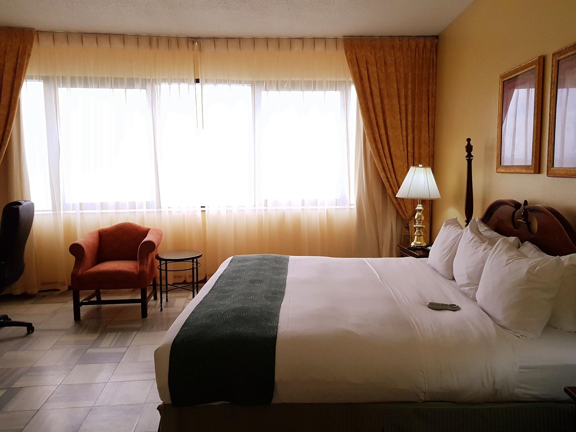 Fort George Hotel And Spa 벨리즈 시티 외부 사진
